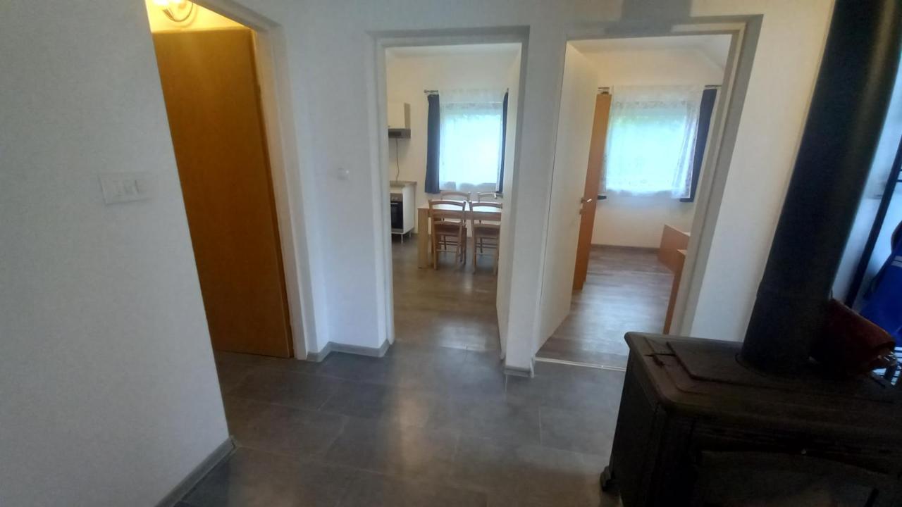 Keti Leilighet Plaški Eksteriør bilde